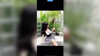 Lột Đồ Nude Em Hot Tiktoker 200k Follow