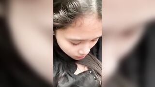 ĐÓN EM VỢ ĐI HỌC VỀ , RỒI TỤT QUẦN ĐỊT EM TRÊN Ô TÔ