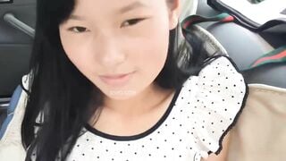 Mẹ nhờ dượng rước con đi học về mà dượng lại chạy xe vào rừng để địt con