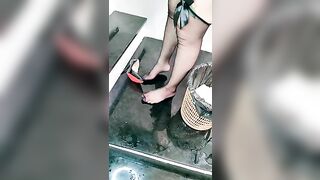 【好可爱】极品女学生!_自慰高难度抱举啪啪喷水口爆!_1