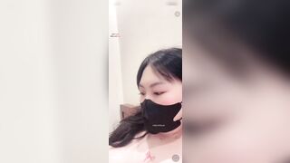 Chipiu e hàng idol live hàng ngon dâm cứ mỗi lần đeo khẩu trang là show bím xem p1