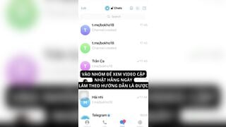 Bé cực kỳ non lần đầu được hướng dẫn cưỡi ngựa phải chỉ bé nhiều thứ