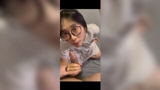 Dạy gái xinh ăn chuối cực sướng