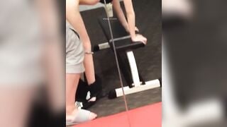 Chơi em ngay tại phòng gym
