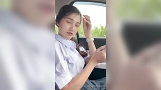 Onlyfan ndream e học sinh dâm đc bố đường đón đi học cho móc lồn hồng public trên xe