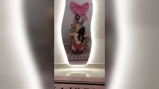 hẹn hò cùng bé 2k4 chủ shop quần áo dâm dục