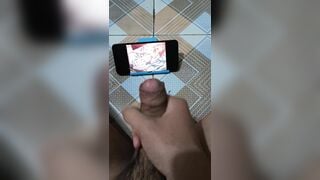Đố biết đang xem phim gì để lọ!