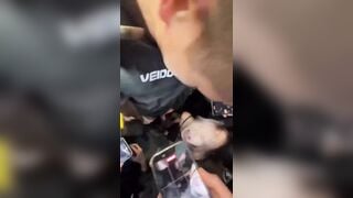 Chịu luôn rồi cỡ này thì k còn từ gì để nói,bú cu public giữa đám đông luôn mà