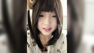 bé gái xinh như thiên thần thủ dâm khoe hàng p2