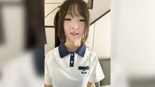 bé gái xinh như thiên thần thủ dâm khoe hàng p3