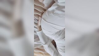 Dù chưa thấy được lồn nhưng bọn áo dài khiến cho chúng ta nứng 1 cách kì lạ