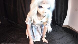 Em gái kế lolita thích cosplay fursuits lồn không lông