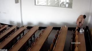 2 em học sinh gan vl có cam mà vẫn lén lút địt nhau trong lớp quá dữ