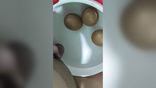 Ngâm nước sôi vào Cu và cái kết bổng