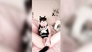 Em bỉ ngạn thủ dâm bằng cặc giã 12