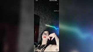 Gái teen Việt live sếch "3"