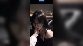 Bắt gặp ny thằng bạn thân trong bar ăn mặc thiếu vải sexy gợi dục