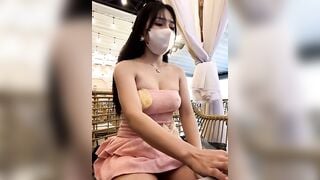 idol Eira2004 live public móc lồn gạ trai đi đụ - phần 27