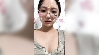 em học sinh dâm đãng mới mở sách ra học đã ngồi thủ dâm p1