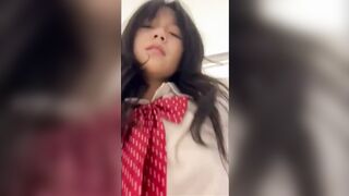 vừa đi học về lôi ngay em họ ra địt