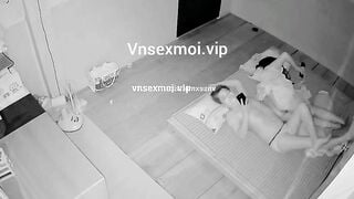 Hack cam vợ chồng già