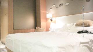 gái xinh đi khách má em nó còn chiều hơn người yêu
