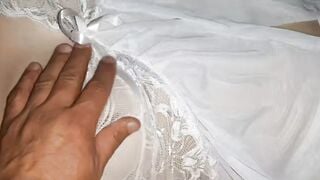 Thg em họ súc vật, Vào phòng chị họ Lén vạch Vú Lồn ra quay video