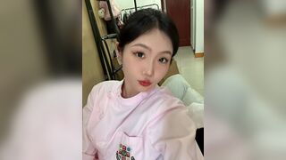 lộ clip em y tá địt nhau cùng bạn trai