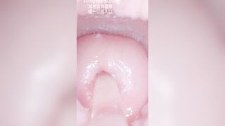 Cận cảnh liếm lồn hồng