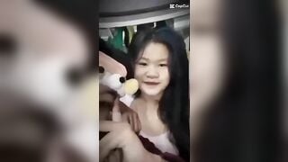 2 căp vú cạ nhau đã thế nhờ