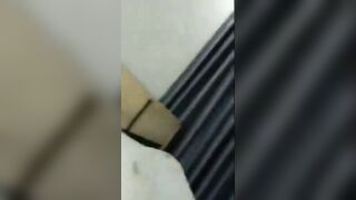 Gái dâm vừa nghe điện thoại vừa cưỡi cặc dâm đãng