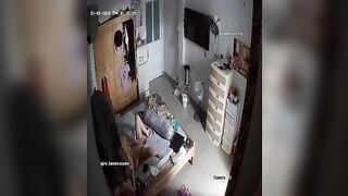 (Hack cam, quay lén) Máy bay single mom thủ dâm - 4