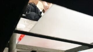 Quay lén em hs mới lớn nhà bên đi tắm hàng siêu non