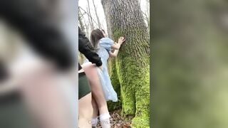 Bắt cóc rồi đưa lên rừng đụ