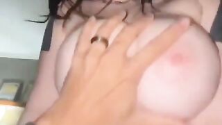 em gái vú to đụ nẩy tung tửng