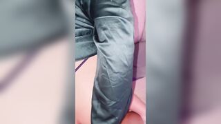Đang đi hát karaoke thì em đòi địt