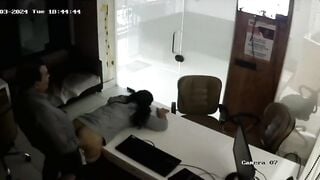 Giám đóc địt thư kí trong phong riêng bị cam quay lại 3