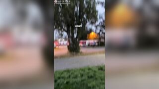 em gái gạ địt người lạ trên đường public