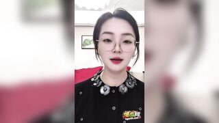 phó hiệu trưởng lộ clip địt nhau với giáo viên