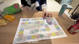 Hầu gái ngoan ngoãn phục vụ chủ nhân