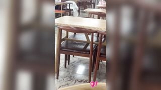 Học sinh Trung Quốc BJ nhau trong canteen