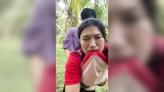 Loạn luân chị dâu dắt em chồng ra chỗ vắng để thuận tiện cho việc đụ ngoại tình.