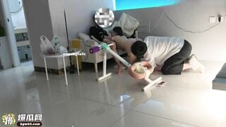 some cùng em sinh viên dáng nuột