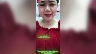 Chị Gái Già Show Hàng Kiếm Thêm