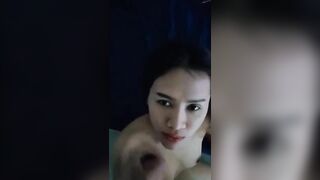 Chị dâu bảo em chồng, suất lên mặt đi muốn suất vào lồn lần sau đừng xin đụ.