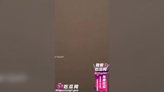 Chỉ mới vài tháng mà em teen dâm từ em sinh viên ngây thơ đã trở thành con đĩ dâm dục