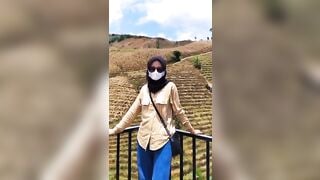 Quay lén chị vú to tắm 5