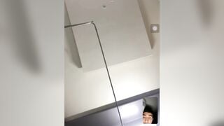 đang call nói chuyện mà bé học sinh vạch áo lên khoe vú gạ chịch