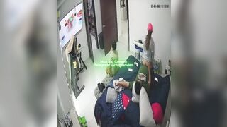 Hack Camera Vợ Chồng Lén Địt Nhau Sau Lưng Con