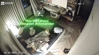 Hack Camera Phòng ngủ bé gái mới lớn nứng lồn thủ dâm hàng ngày